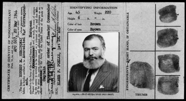 Ernest Hemingway "Bütün Eserleri (11 Kitap Bir Arada)"  PDF