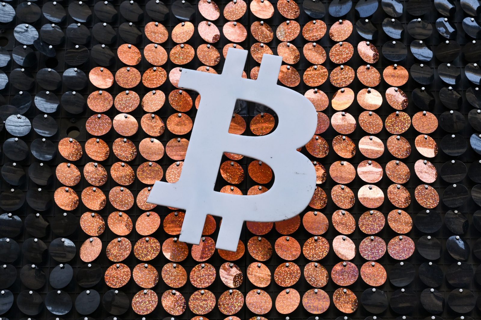 Bitcoin, Cryptocurrency And The Future Of The Dollar | WWNO