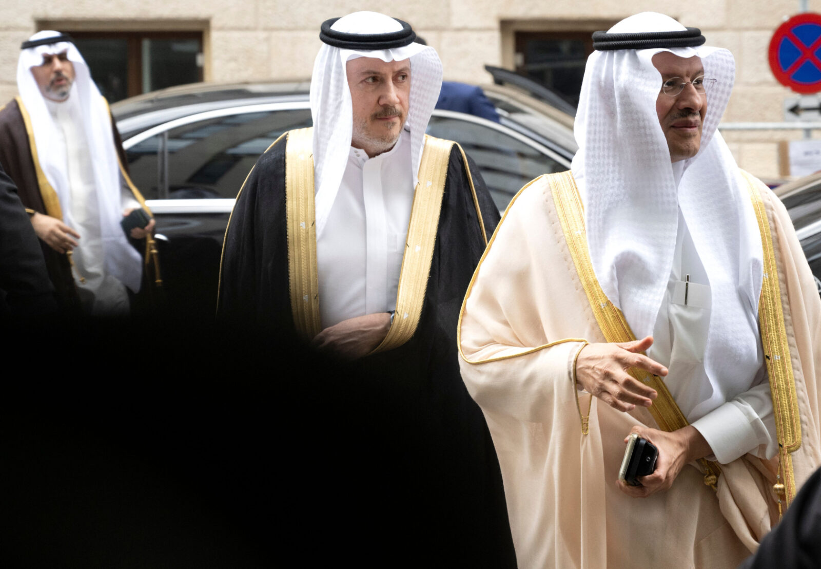 Saudi Arabia will cut its oil exports by a million barrels a day - Vimarsana News